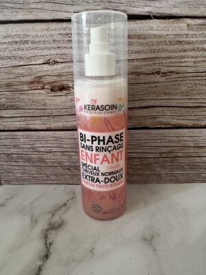 Démêlant bi-phase pour enfant, spray sans rinçage