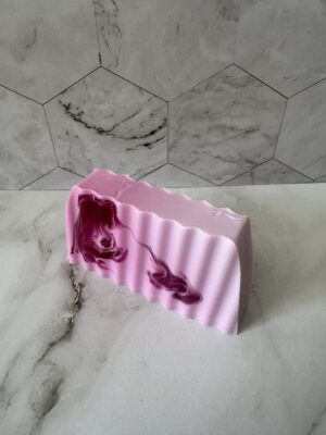 Tranche de savon à la glycérine inspiré d'un grand parfum féminin